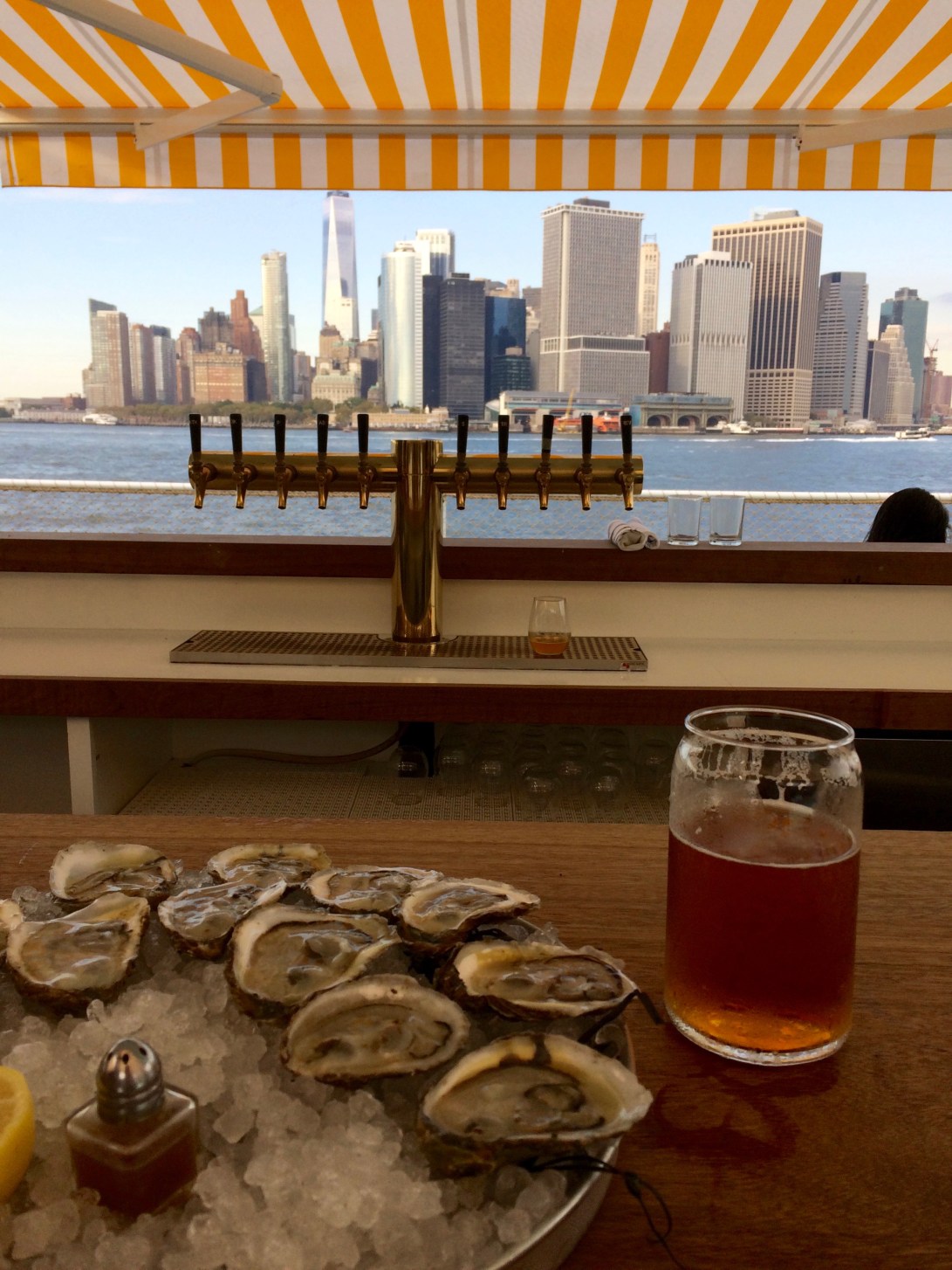 bars_islandoyster_100617